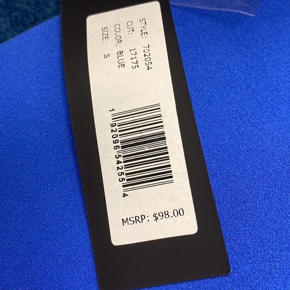 Dress - Picture 5 of 5